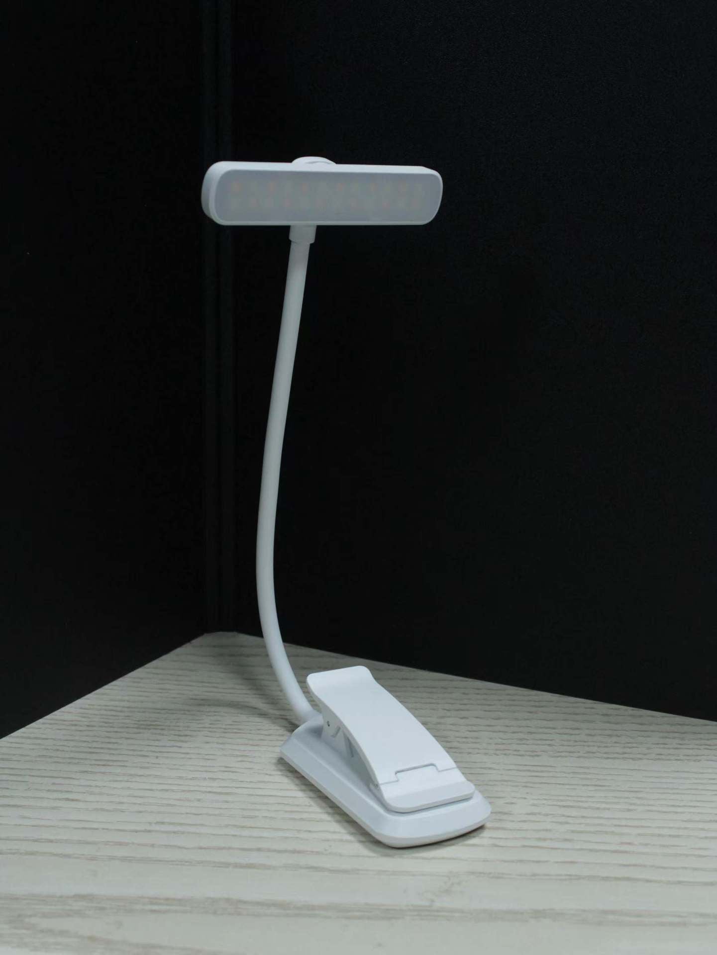 LED reading lamp