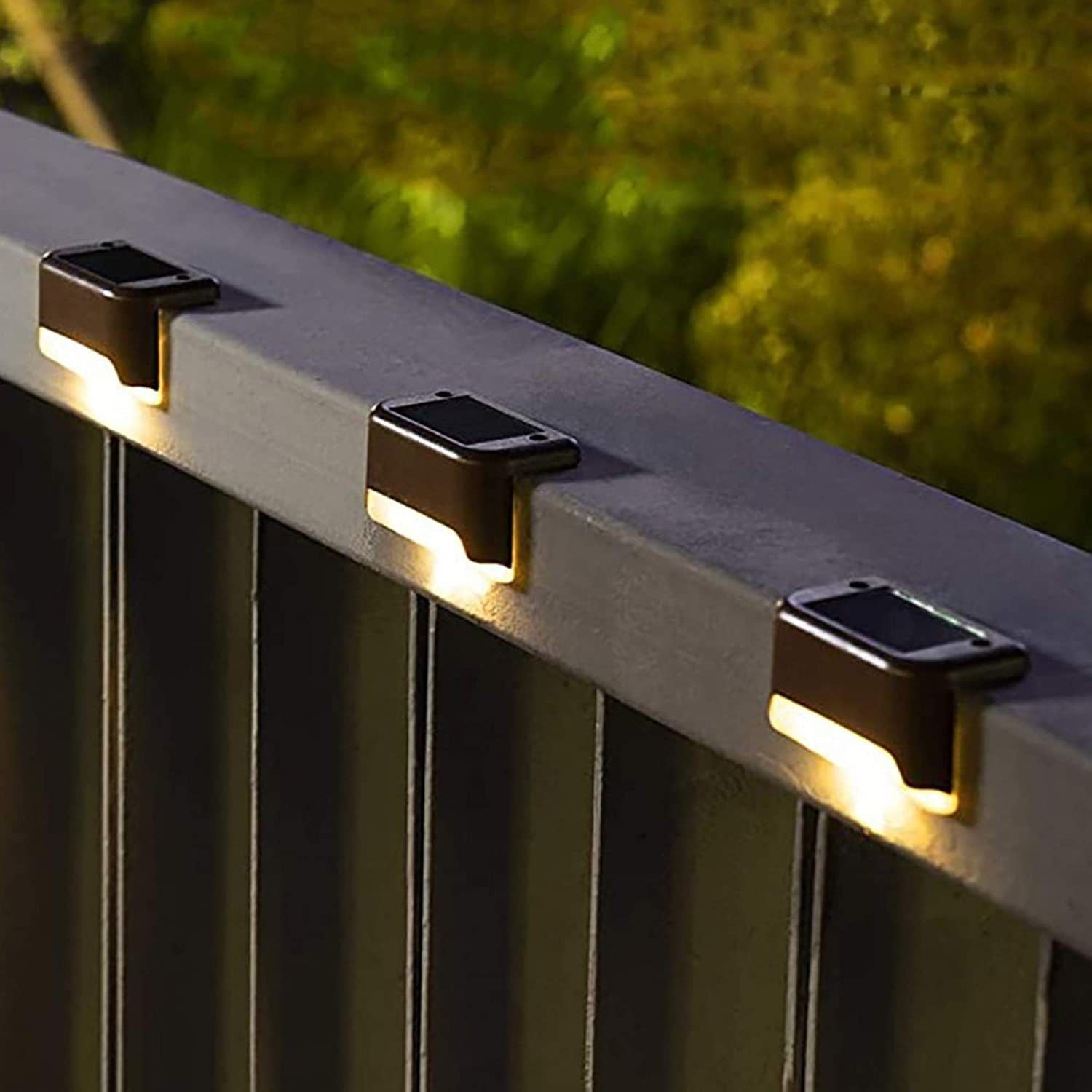 Solar-powered step lights, outdoor fence lights